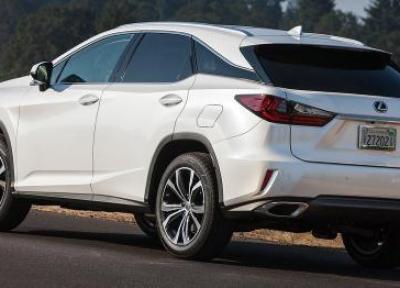 مقایسه لکسوس RX200t با ولوو XC90 و ب ام و X3 مقایسه لکسوس RX200t با ولوو XC90 و ب ام و X3