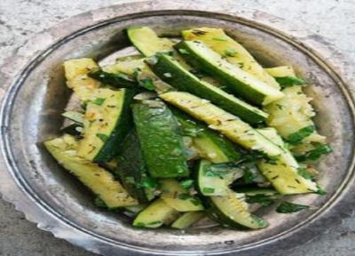 چگونه با کدو و آویشن غذای رژیمی تهیه کنیم؟ چگونه با کدو و آویشن غذای رژیمی تهیه کنیم؟